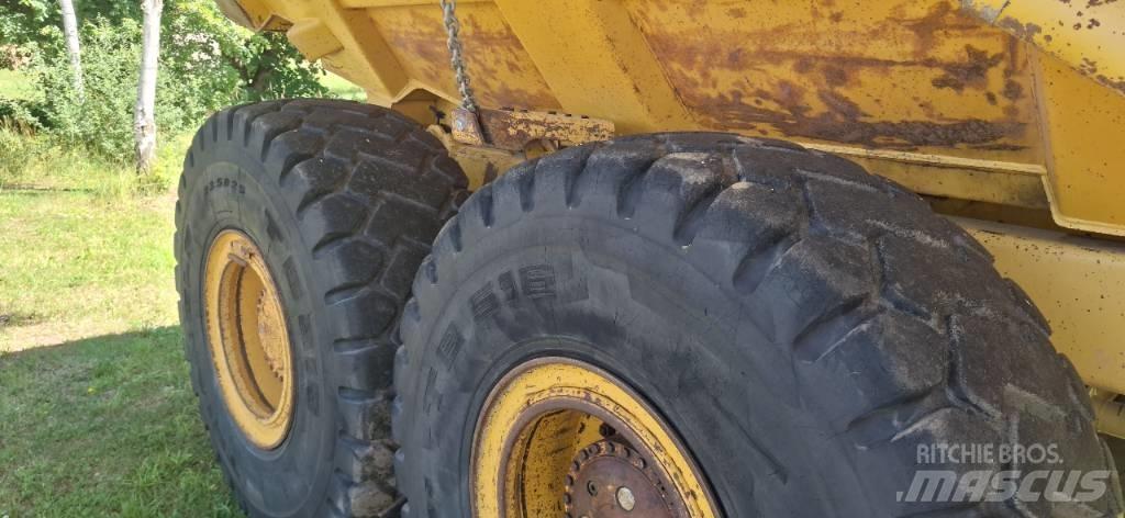 Bell B 30 E Articulated Dump Trucks (ADTs)