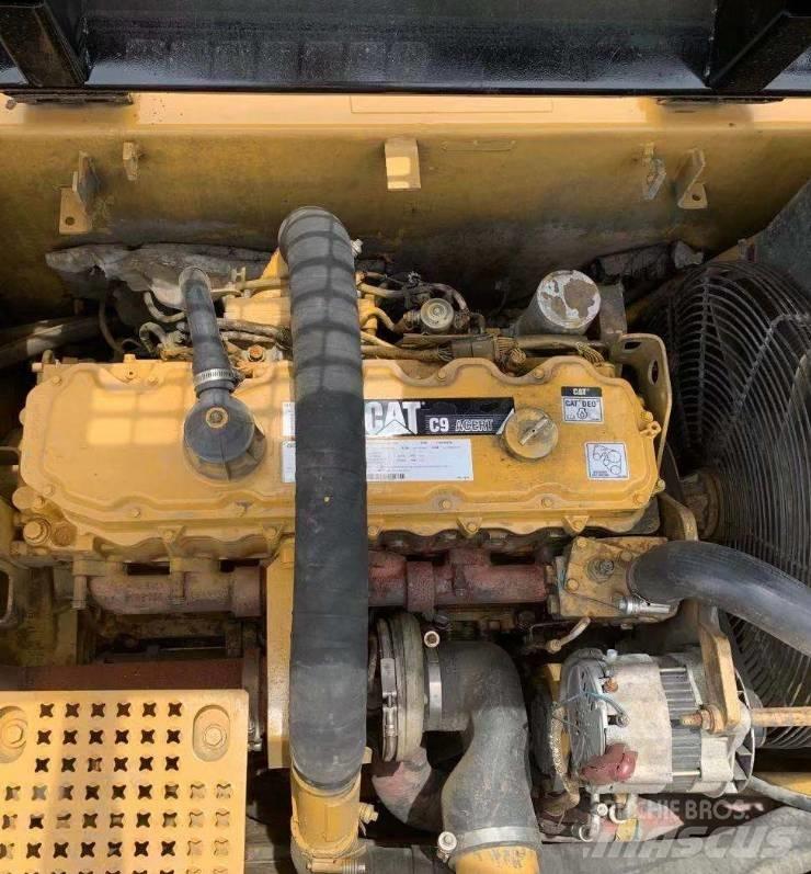 CAT 330DL Crawler excavators