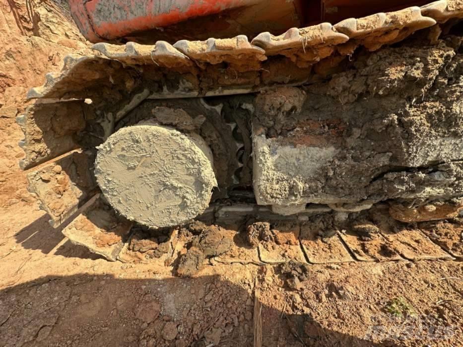Doosan DX 220 LCA Crawler excavators