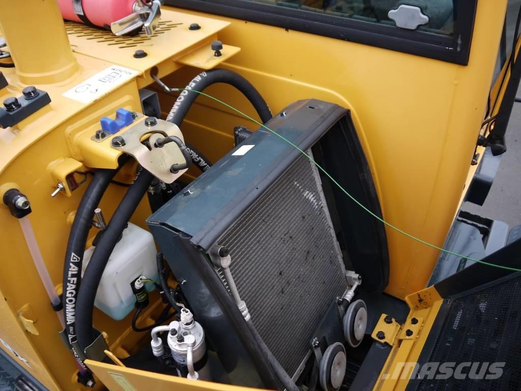 Hyundai R 55W-9A Wheeled excavators