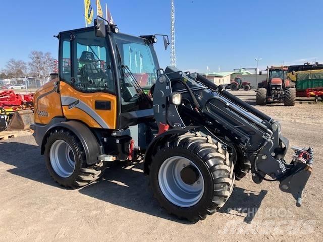 GiANT G5000 tele Telehandlers for agriculture