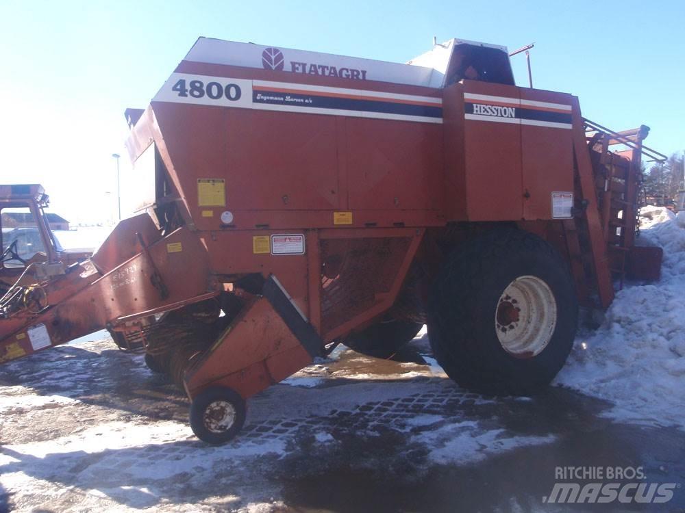 Hesston 4800 Tractors
