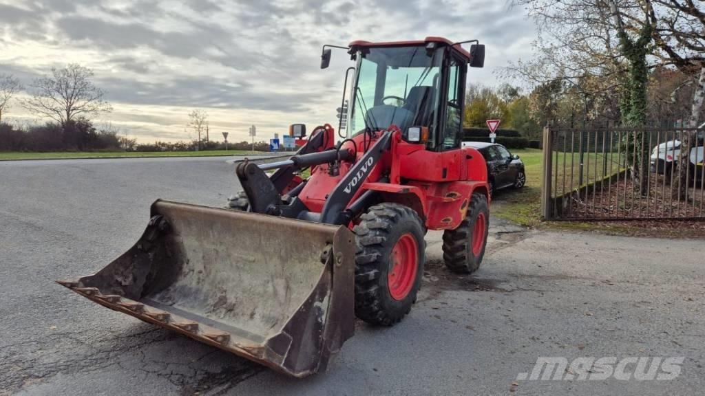 Volvo L 30 B Wheel loaders