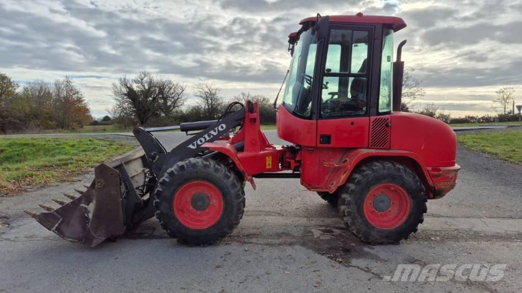 Volvo L 30 B Wheel loaders