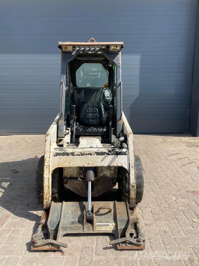 Bobcat 463 Skid steer loaders