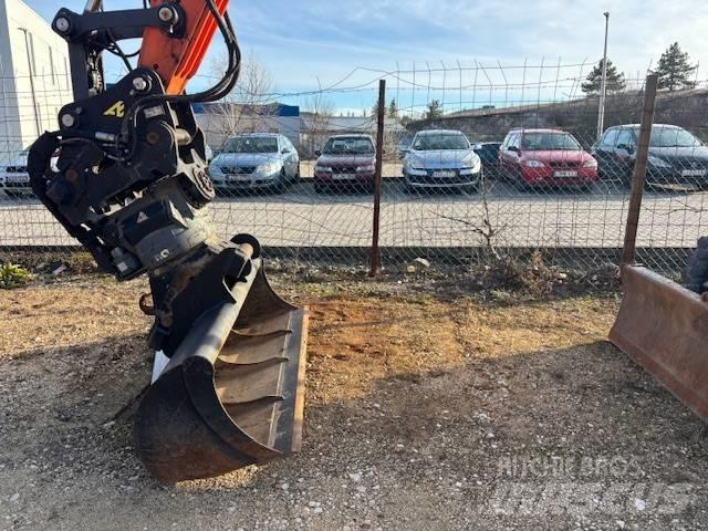  Dosan DX 140 Backhoe loaders