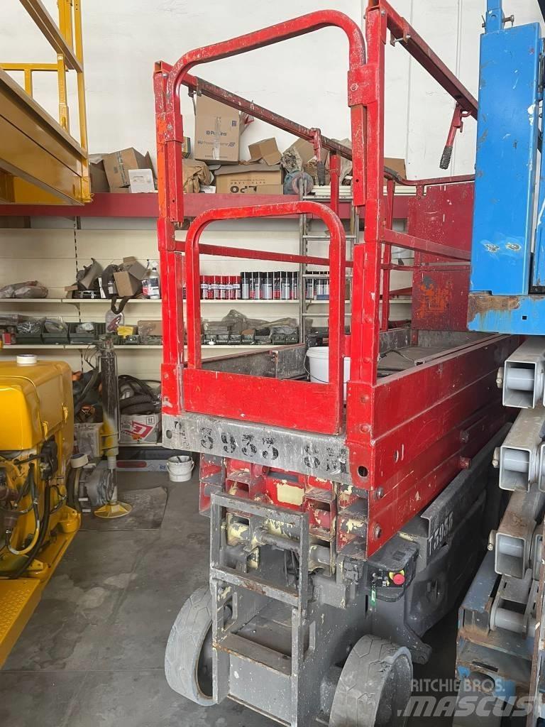JLG 2030 ES Scissor lifts