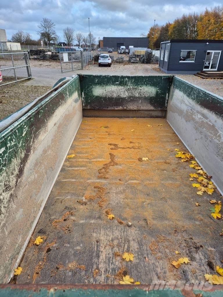  Mtdk 3 axle / tipper / Tipper trailers