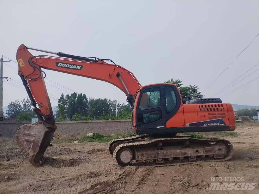 Doosan DX225LC-9C Crawler excavators