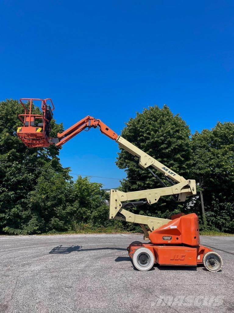 JLG E 400 AJP Articulated boom lifts