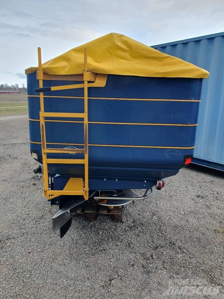Bogballe E3W Mineral spreaders