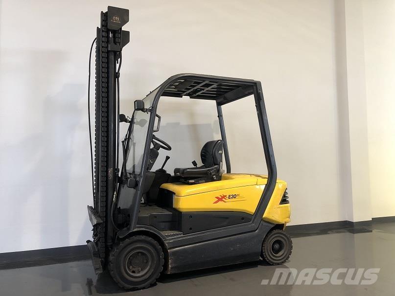 XCMG XE30 Electric forklift trucks