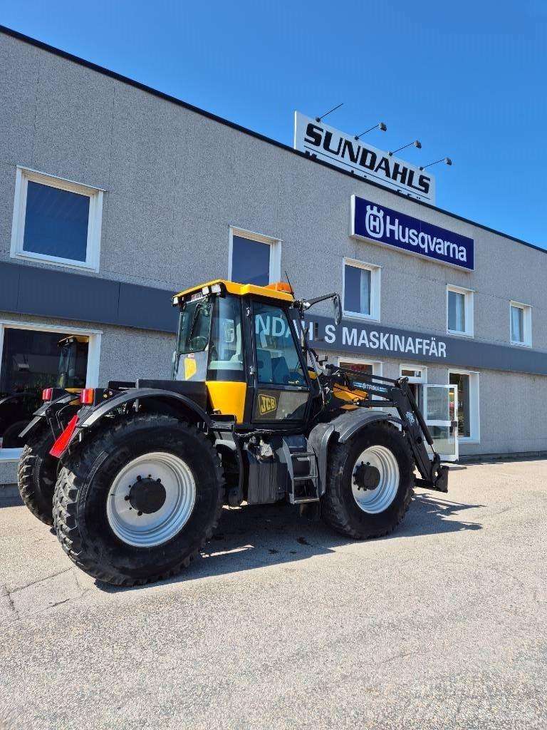 JCB Fastrac 2135 Tractors