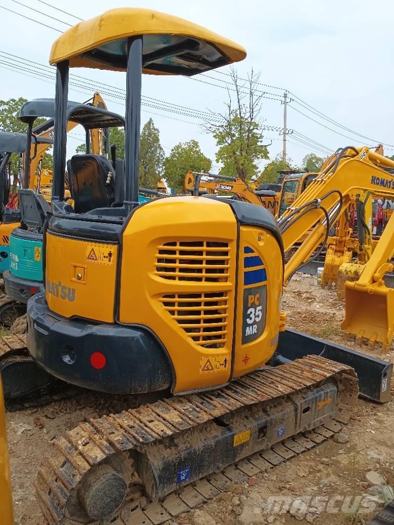 Komatsu PC 35 Crawler excavators