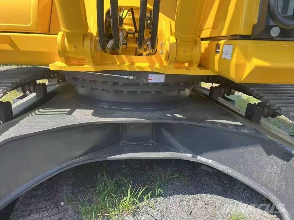 Komatsu 300-7 Crawler excavators
