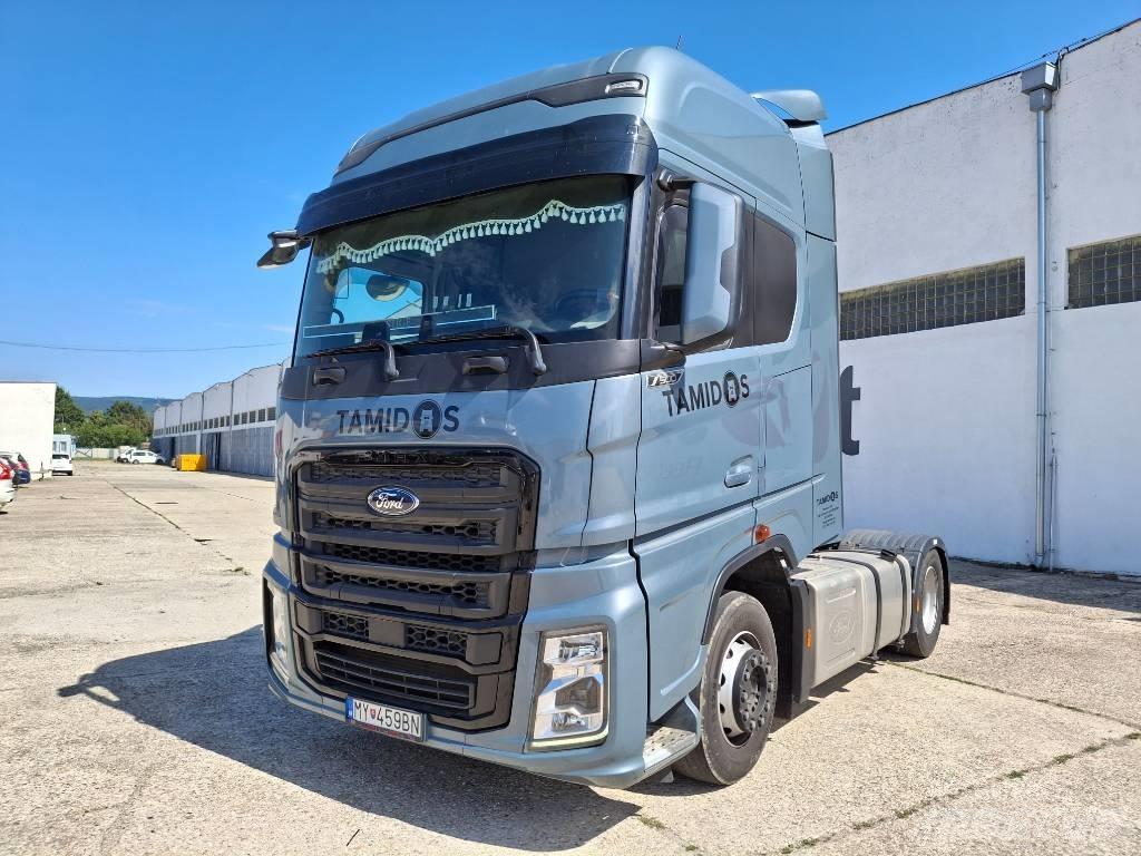Ford F-Max Tractor Units