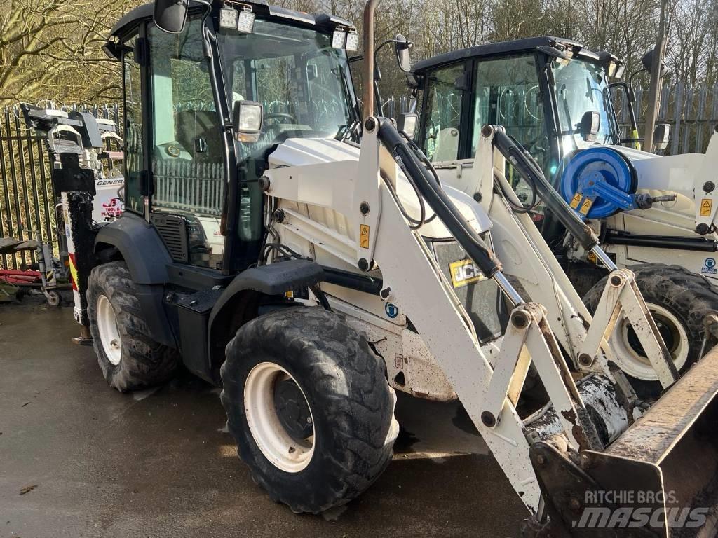 JCB 3 CX Backhoe loaders
