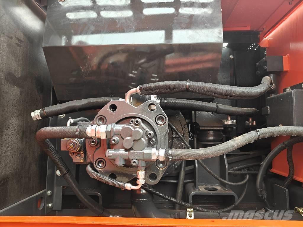 Doosan 225 LC-9C Crawler excavators