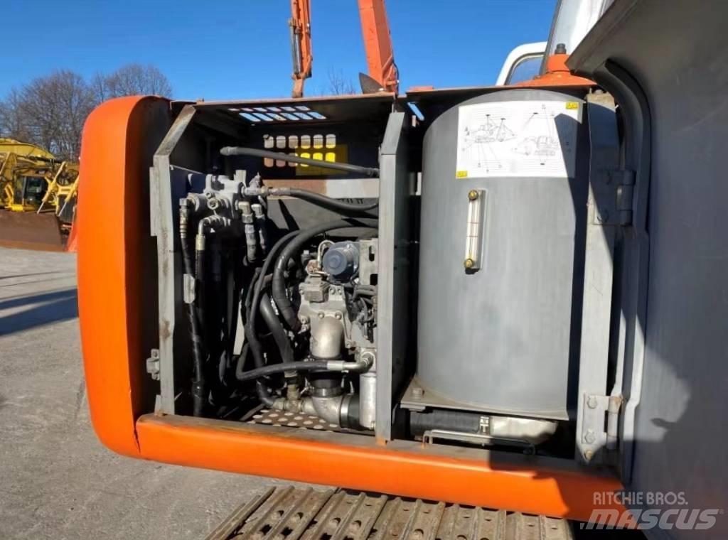 Hitachi EX 100 Crawler excavators