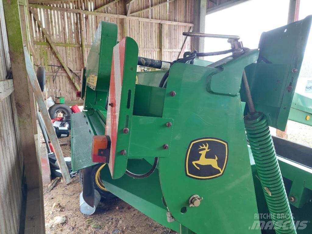 John Deere 730 Mower-conditioners