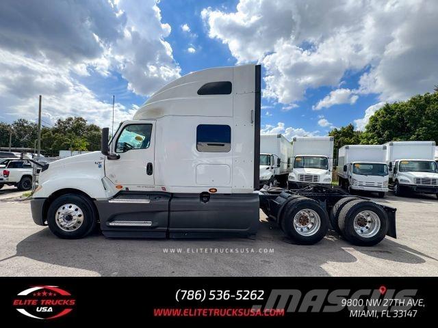 International LT Other trucks