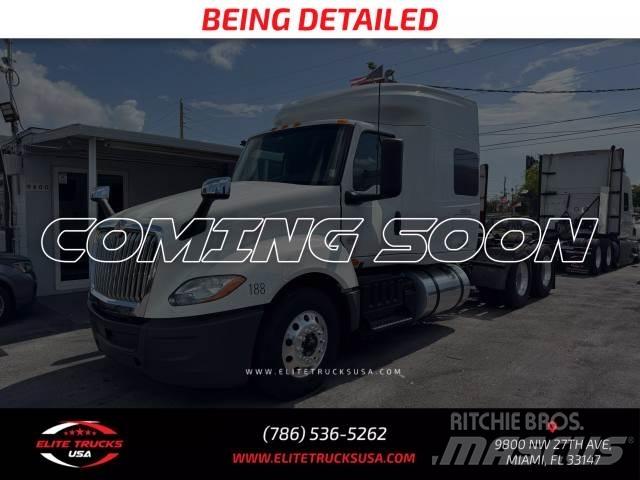 International LT Tractor Units
