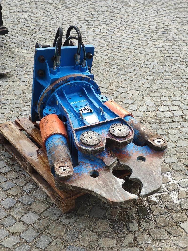  EMB CC700 Cutters