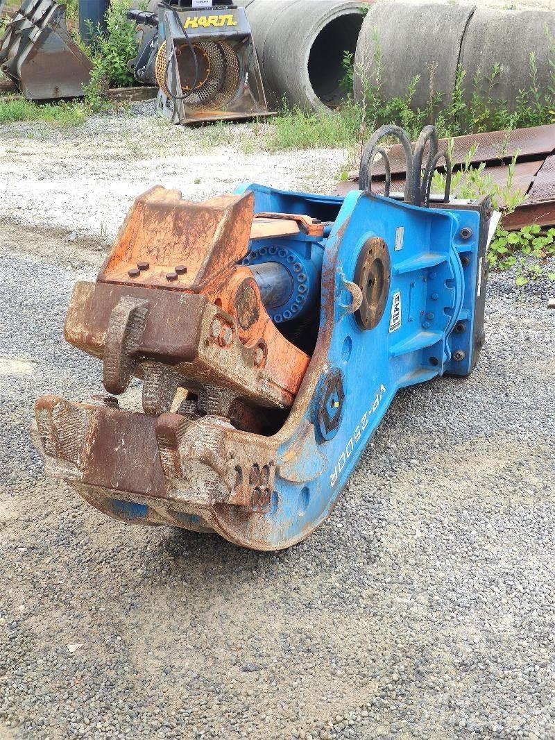  EMB VP2500R Pulveriser  (Demolition Crusher ) 