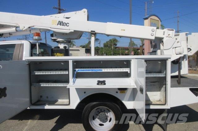 Ford F550 Recovery vehicles