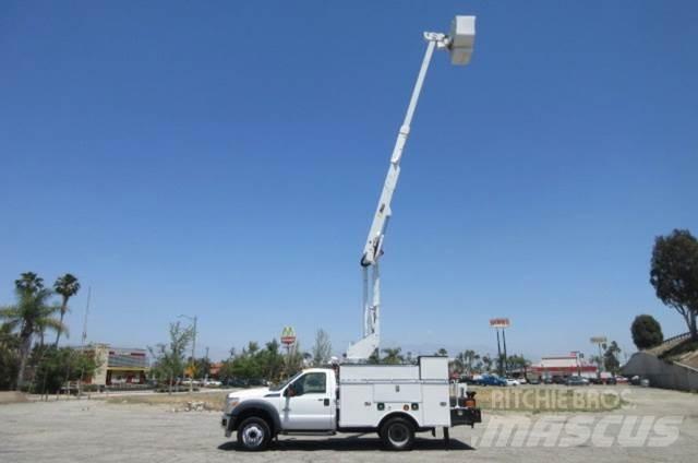 Ford F550 Recovery vehicles