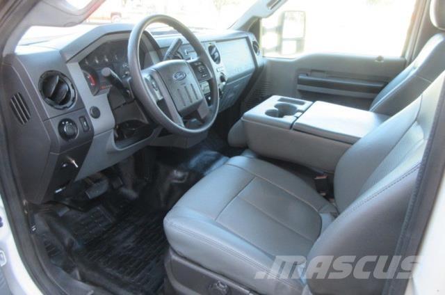 Ford F550 Recovery vehicles