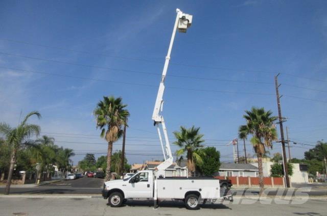 Ford F550 Recovery vehicles