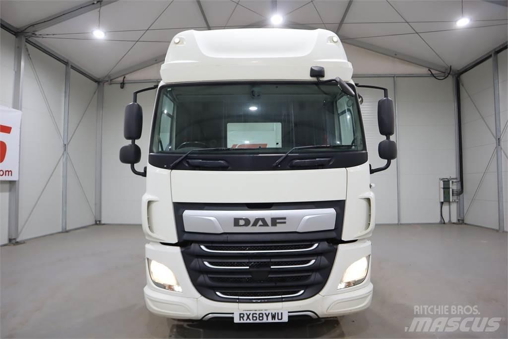 DAF CF450 Tractor Units