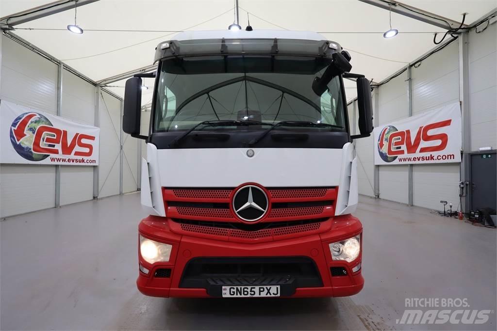 Mercedes-Benz Actros 1824 Curtainsider trucks