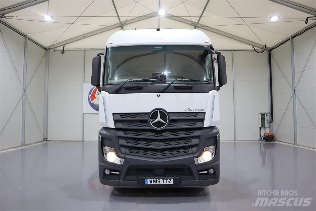 Mercedes-Benz Actros 2543 Tractor Units