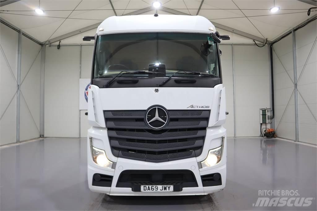 Mercedes-Benz Actros 2545 Tractor Units