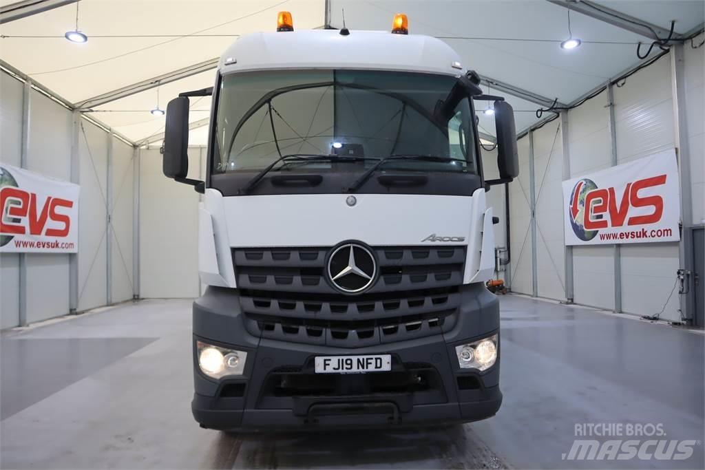 Mercedes-Benz Arocs 1824 Curtainsider trucks