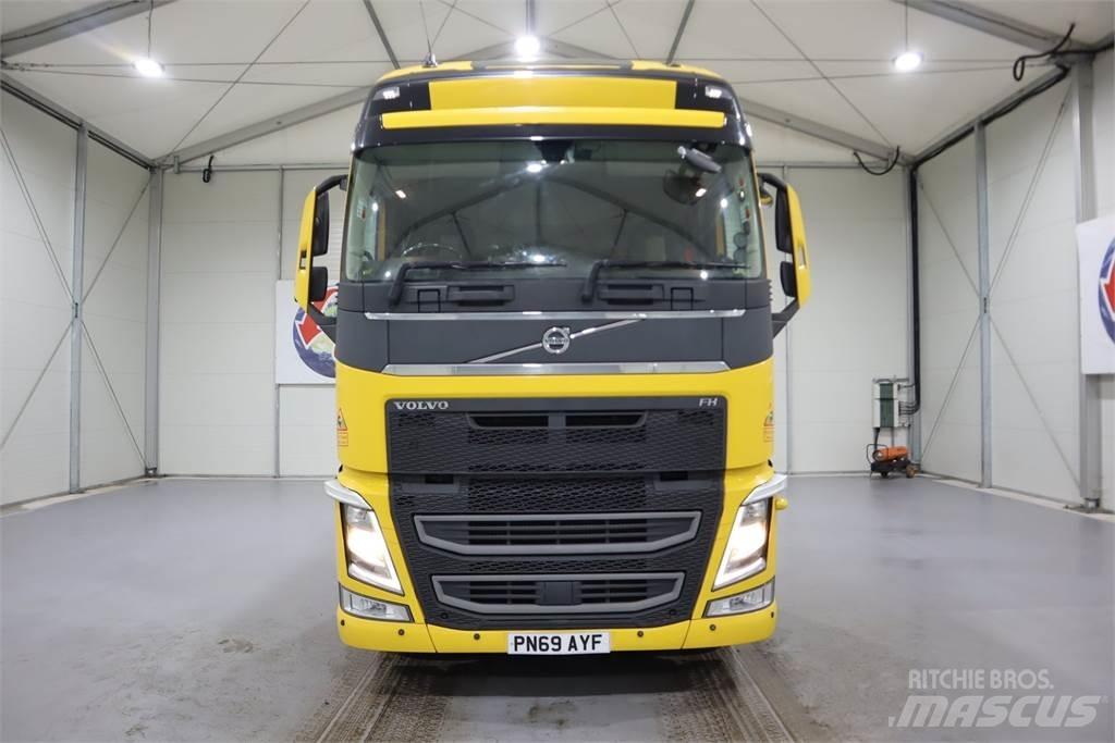 Volvo FH460 Tractor Units