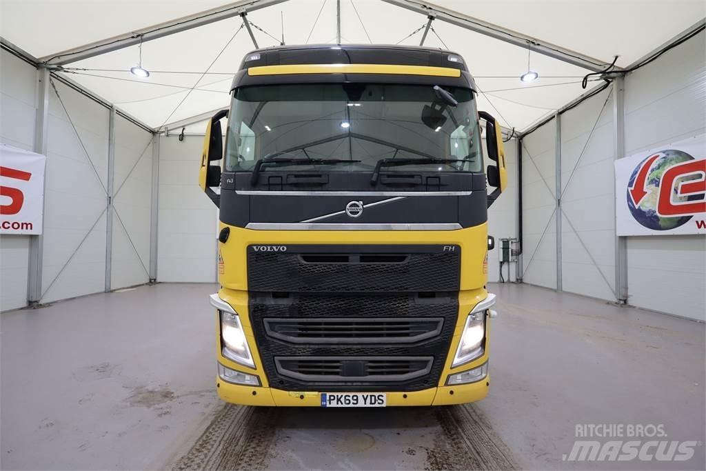 Volvo FH460 Tractor Units