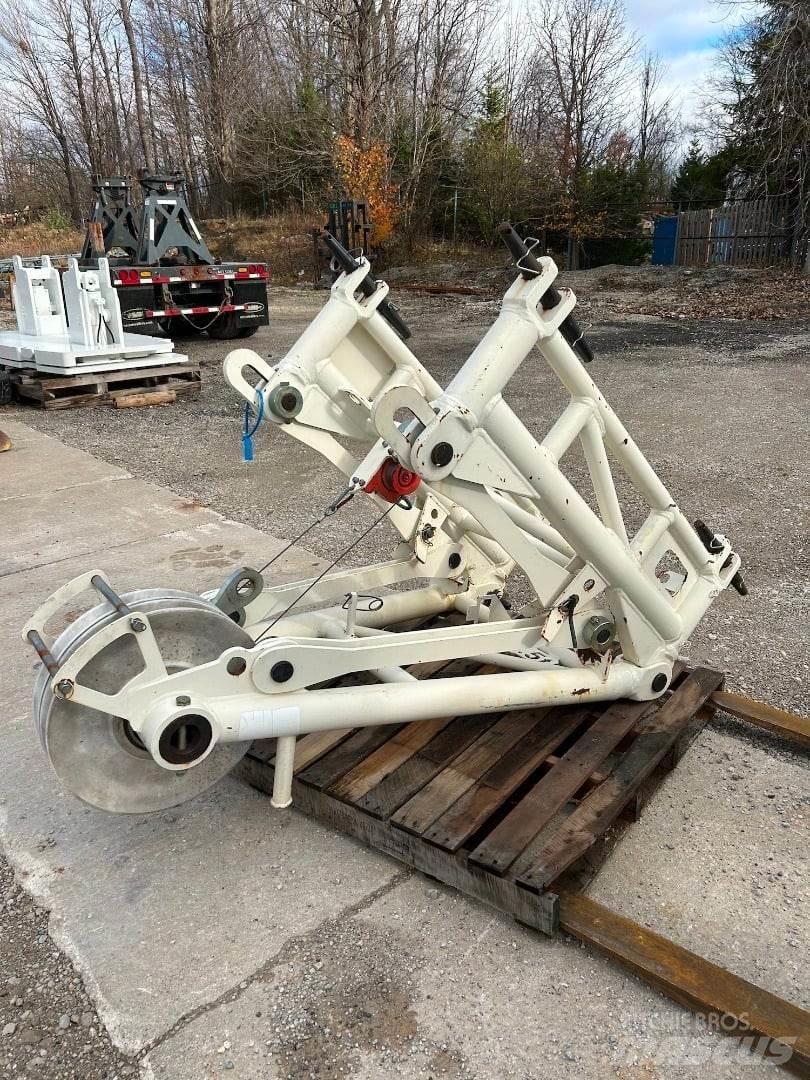 Demag  Booms and arms