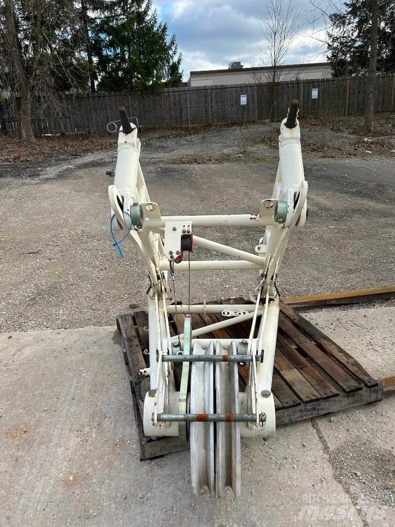 Demag  Booms and arms