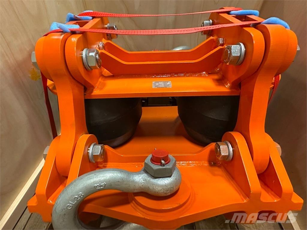  Finaros Other lifting machines