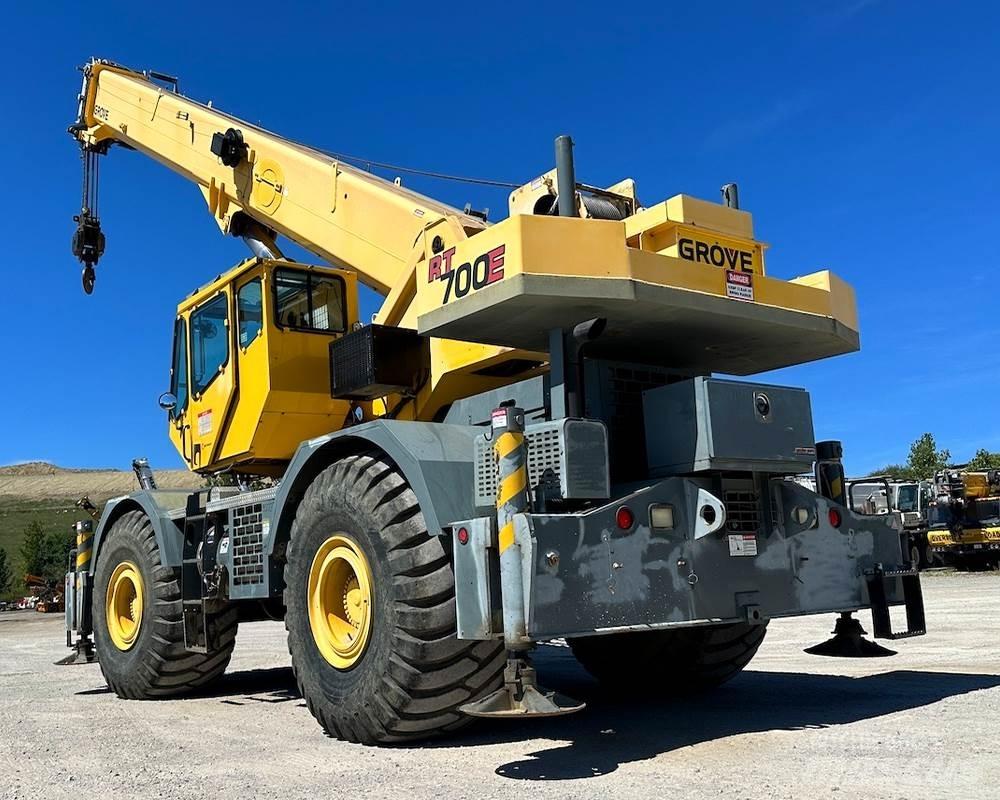 Grove 750E Rough terrain cranes