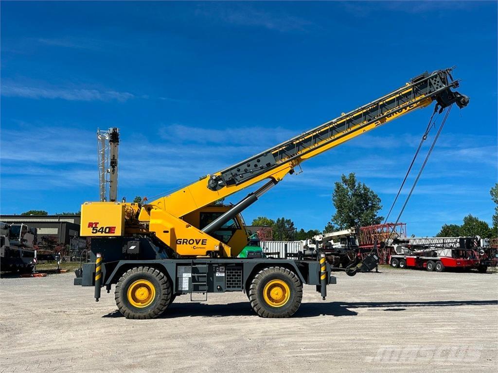 Grove RT540E Rough terrain cranes