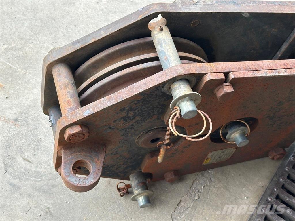Johnson  Crane parts and equipment