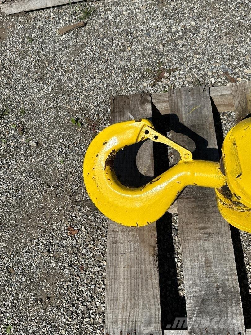 Johnson  Crane parts and equipment