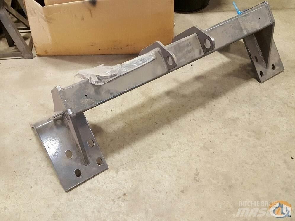 Manitex  Crane parts and equipment