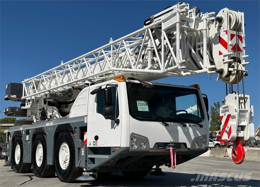 Tadano AC 3.060-1 All terrain cranes
