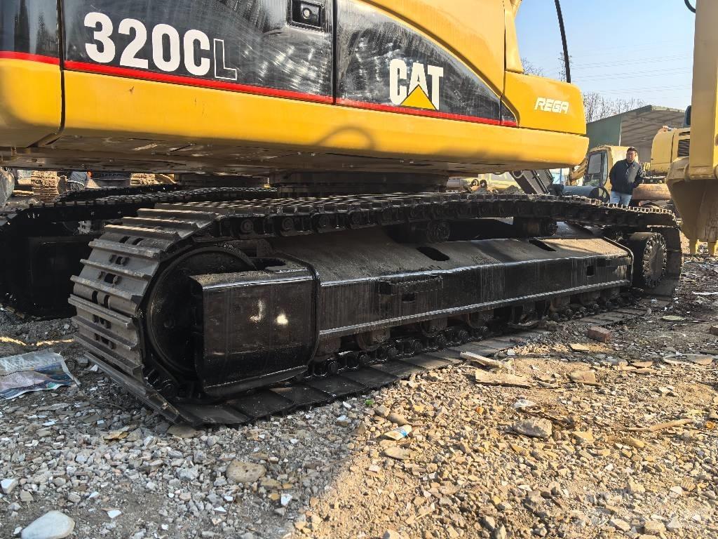 CAT 320 Crawler excavators