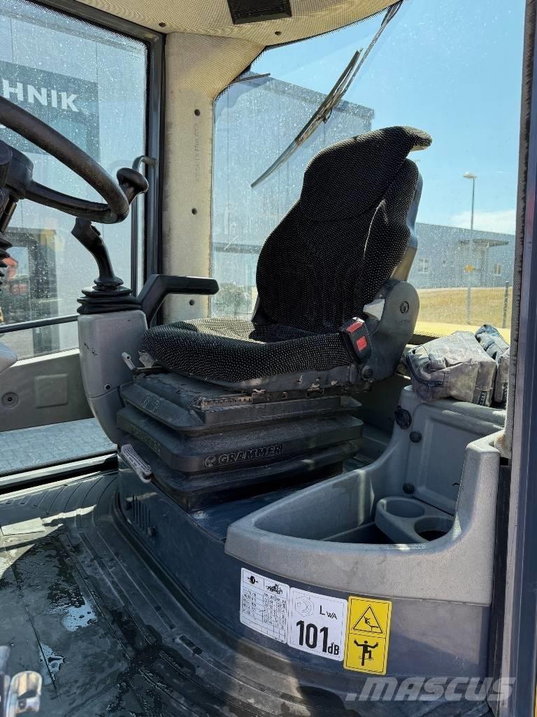 Yanmar V 80 Wheel loaders